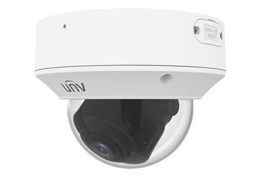 PoE dome camera with LightHunter technology for low light performance